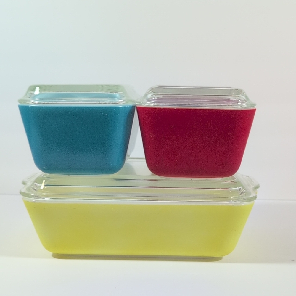 Pyrex Vintage Primary Refrigerator Dish Set